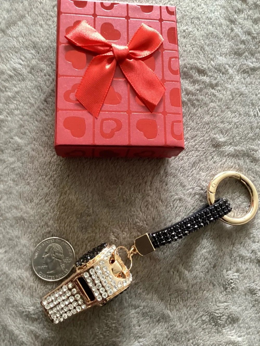 🪷 NIB Crystal Embellished Gold Working Whistle Keychain with Black Crystal Strap